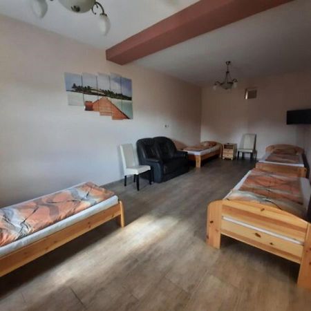 Ikszt Vendeghaz Hotel Dávod Buitenkant foto